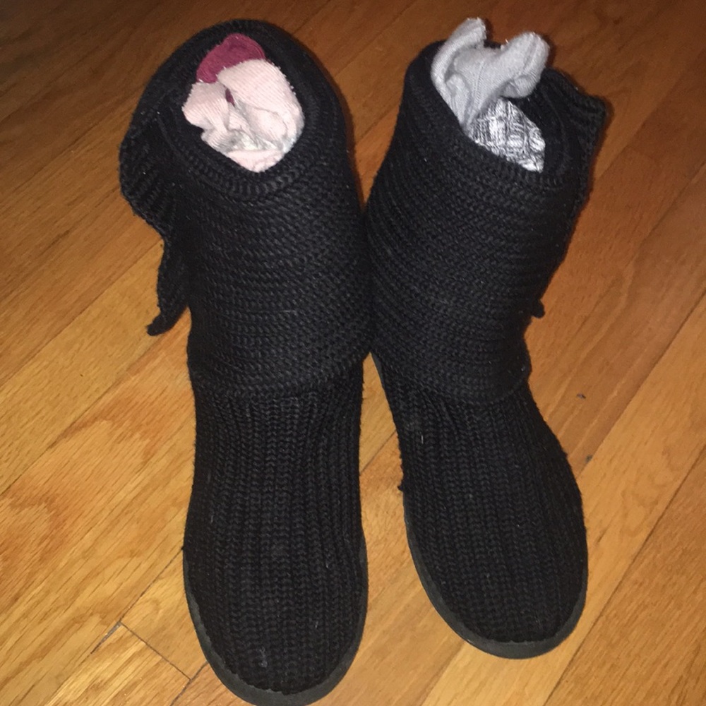 Black knit Ugg boots